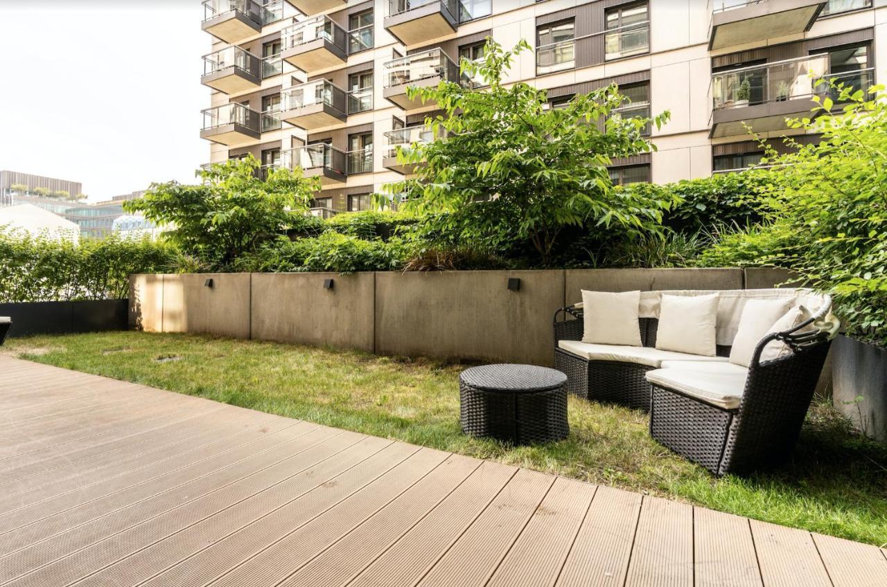 Luxury Apartments Mennica Residence - Golden Apartments - City Center Варшава Екстер'єр фото